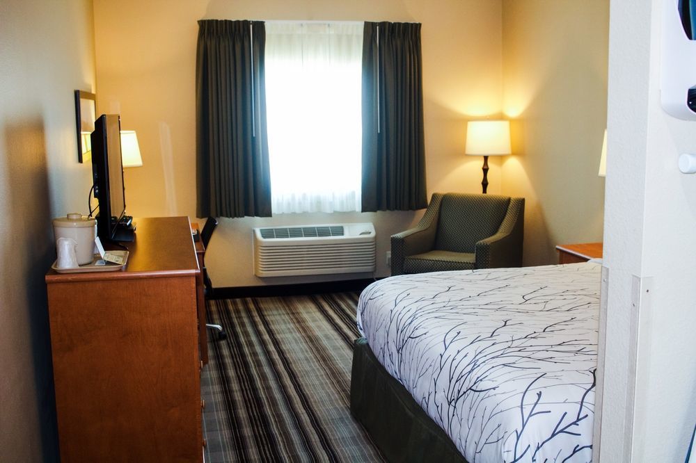 & Convention Center 3*