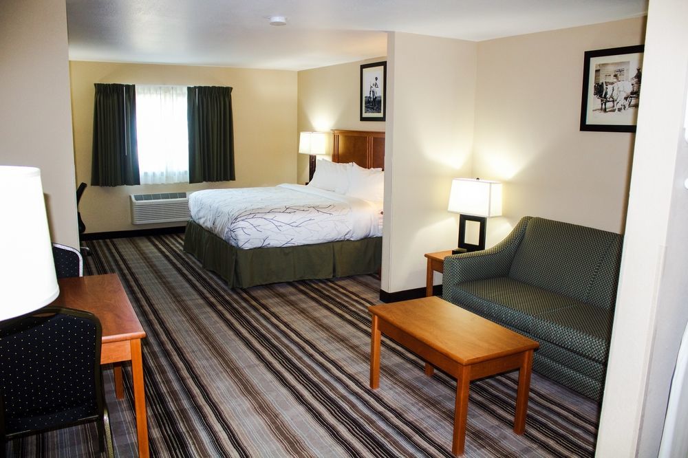 Hotel & Convention Center Bowman