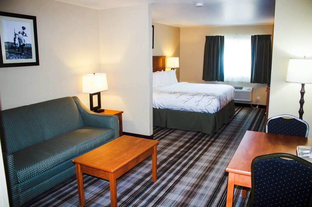 & Convention Center Hotel Bowman